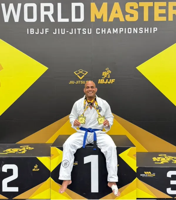 Mundial de Jiu-Jitsu: atleta de Fernandópolis brilha e conquista título nos EUA