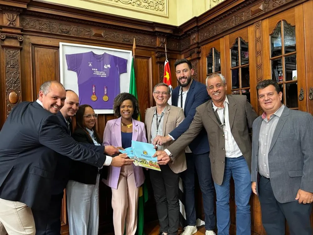 Prefeito e Vereadores levam demandas esportivas à secretária estadual de esportes