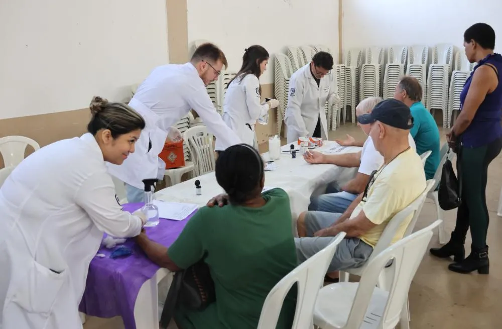População recebe orientações e cuidados em ação de Hiperdia 