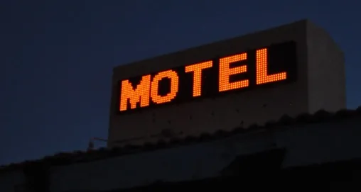 Polícia investiga feminicídio em quarto de motel em Rio Preto