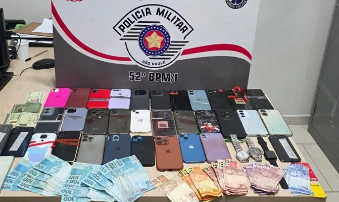 Força Tática apreende dezenas de celulares furtados em rodeio da região
