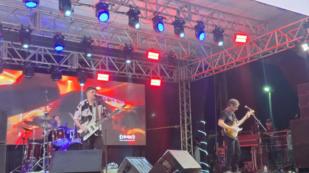 Rodrigo Santos & Banda anima a 8ª noite do Fernatal 