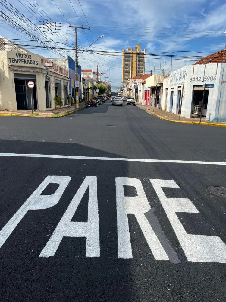 Recapeamento avança em Fernandópolis e segue inclusive aos finais de semana 