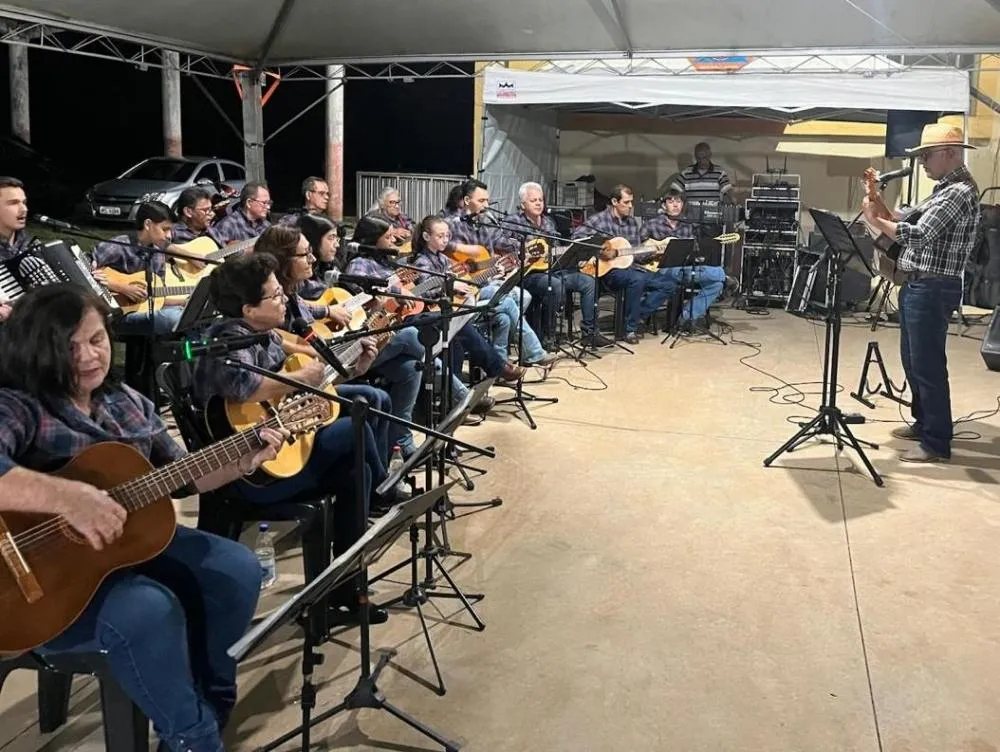 Orquestra de Violeiros completa 22 anos 