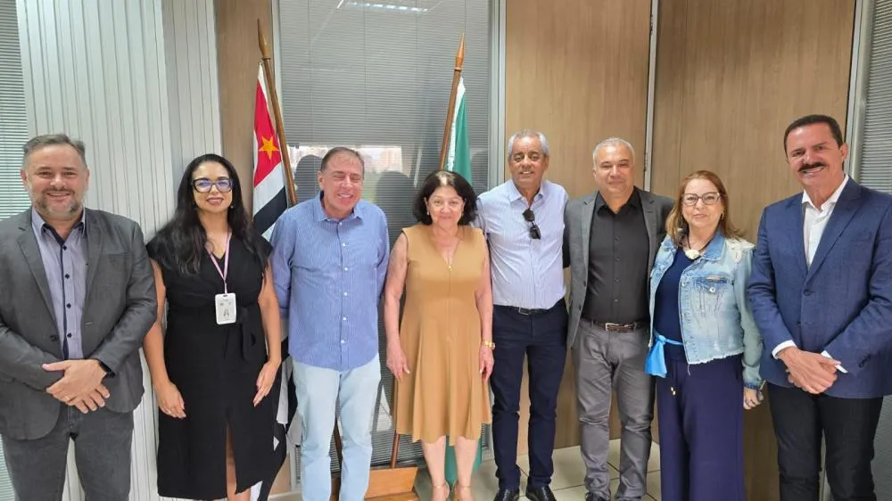 Vereadores Carlos Cabral e Jeferson da FEF estiveram em São Paulo articulando melhorias para a saúde de Fernandópolis e região.