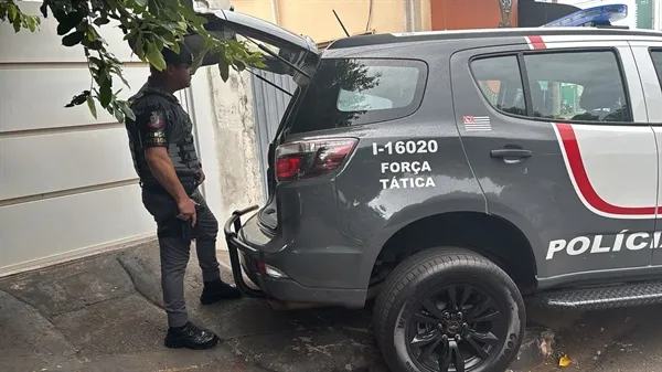 Força Tática prende homem procurado pela Justiça durante patrulhamento em Votuporanga