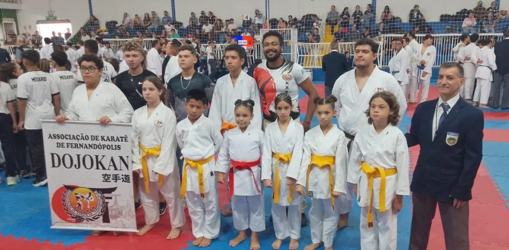 Artes marciais dominam o fim de semana de atletas fernandopolenses 