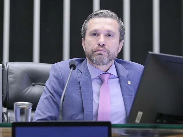 Fausto Pinato confirma permanência na Federação União Progressista após janela partidária