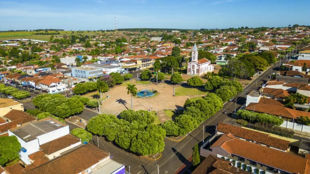 TCE-SP notifica Prefeitura de Meridiano após fiscalização em almoxarifado da Educação
