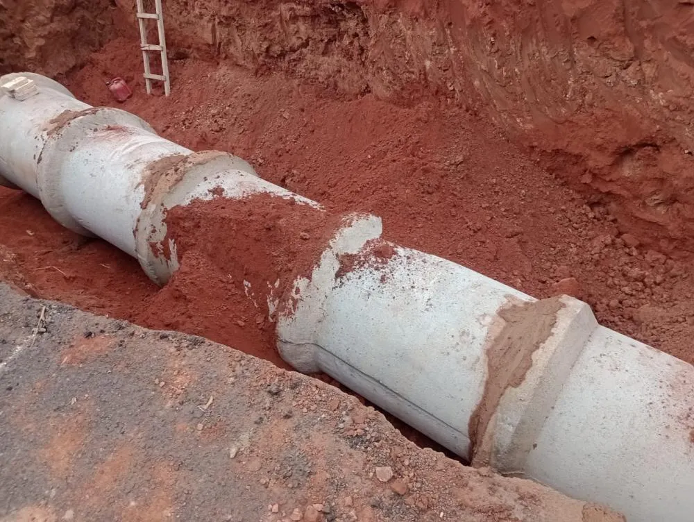 Prefeitura executa melhorias em galeria pluvial e espaços públicos
