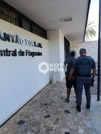 Filho é preso após descumprir medida protetiva e invadir residência da mãe em Votuporanga