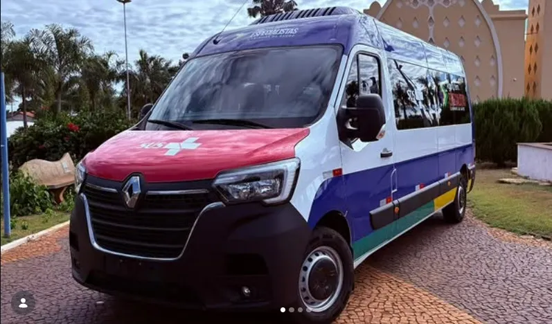Mira Estrela recebe van zero quilômetro para reforçar transporte de pacientes