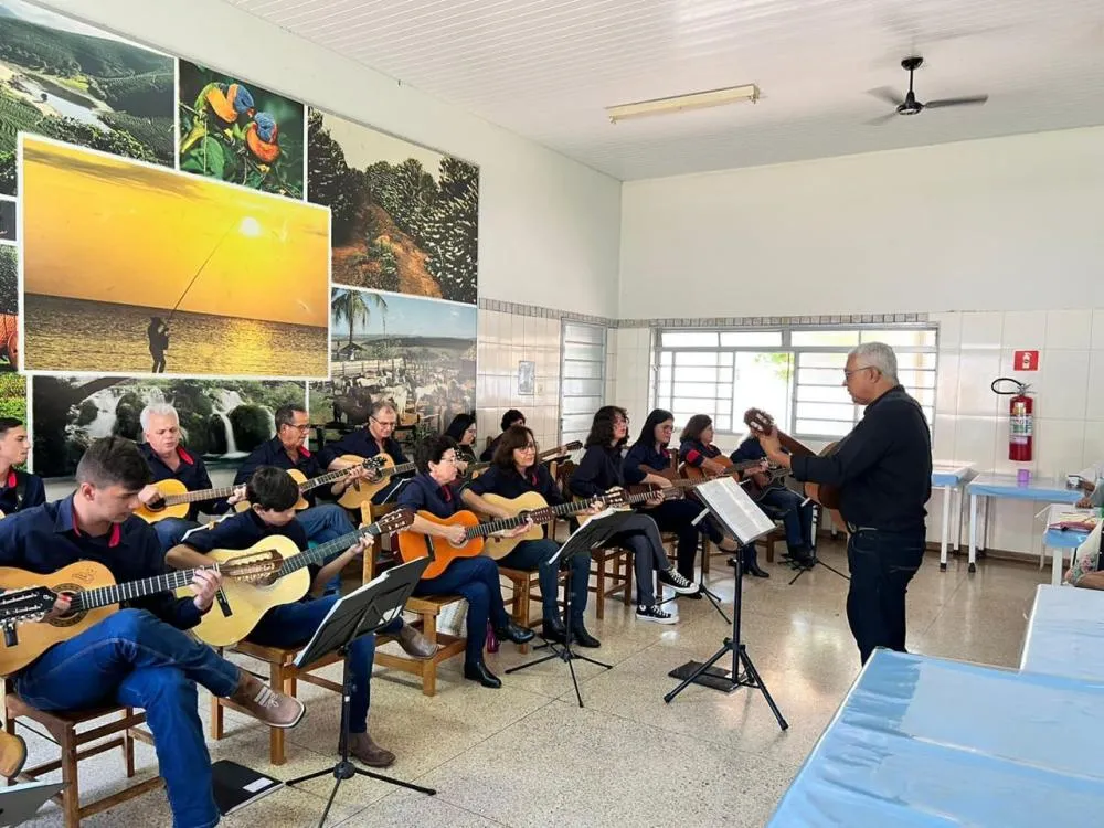 Câmara de Fernandópolis aprova projeto que declara Orquestra de Violeiros Patrimônio Cultural Imaterial