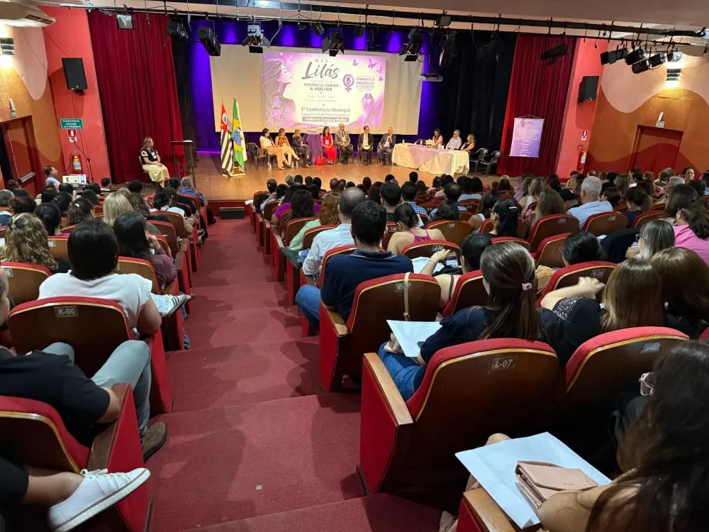 Conferência reúne autoridades e comunidade no combate à violência contra a mulher
