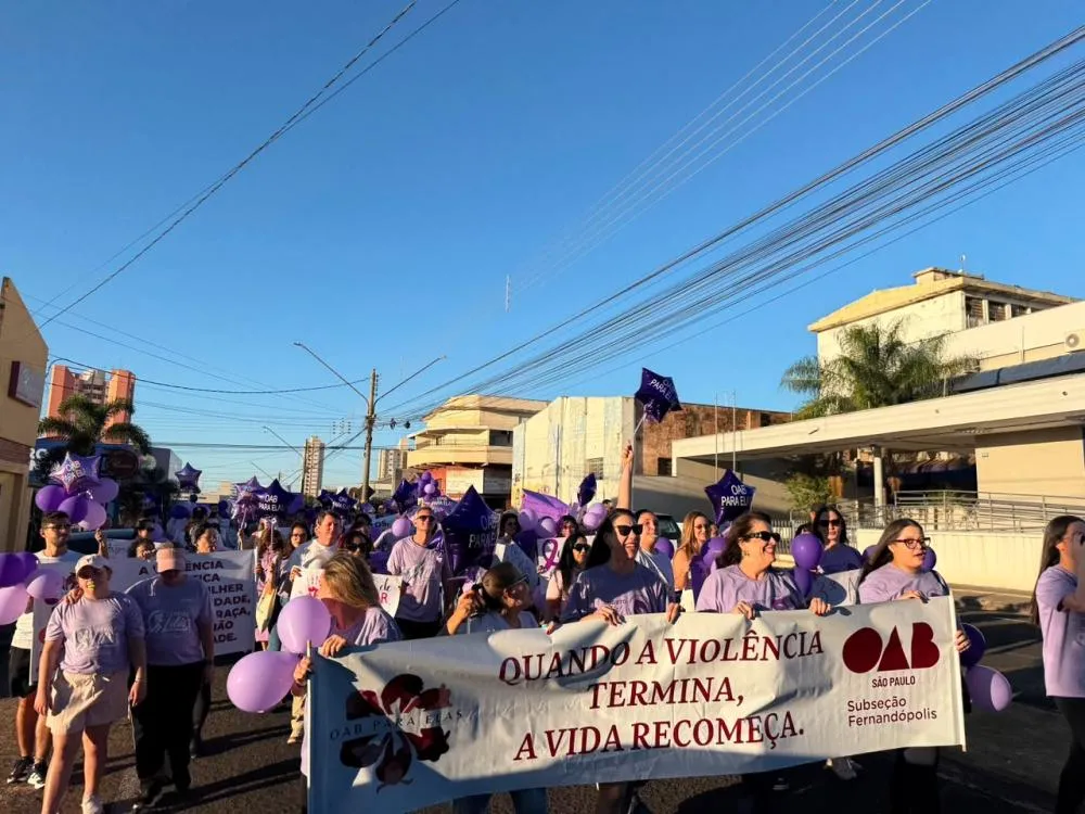 Semana Municipal de Enfrentamento à Violência contra a Mulher é encerrada com corrida e caminhada pela paz em Fernandópolis