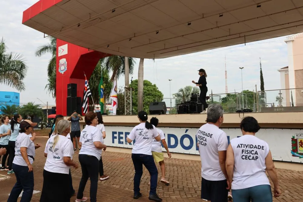 Agita Galera reúne serviços de saúde e atividades esportivas para a população