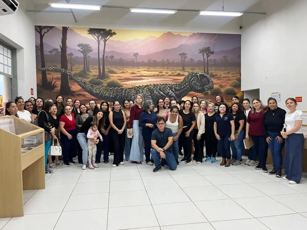 Museu de Paleontologia reúne 75 profissionais da educação em oficina