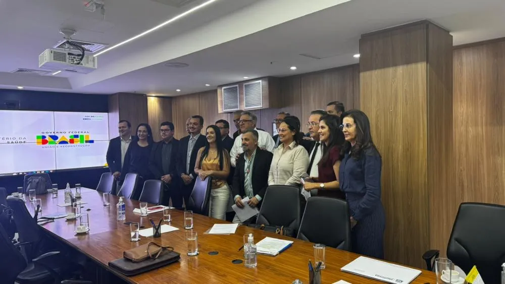 Motta articula reunião no Ministério da Saúde e leva demandas de Fernandópolis e região a Brasília