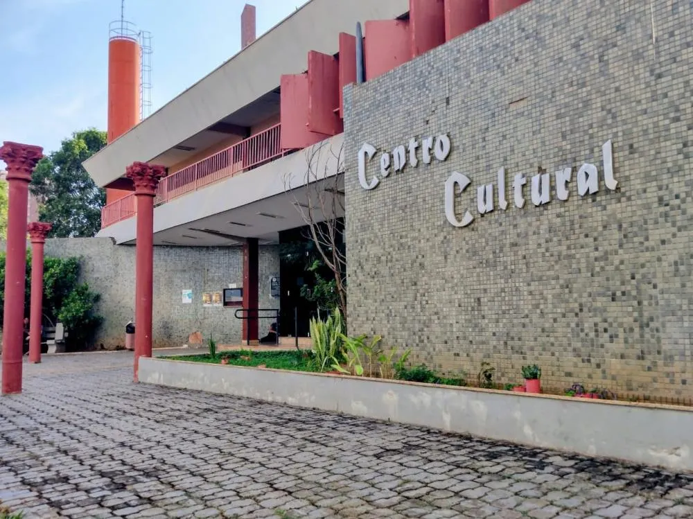 Fernandópolis expõe obras inscritas no “Concurso Arte-Marca”