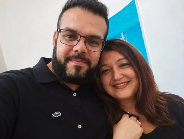 Mulher é assassinada pelo marido na frente da filha na região