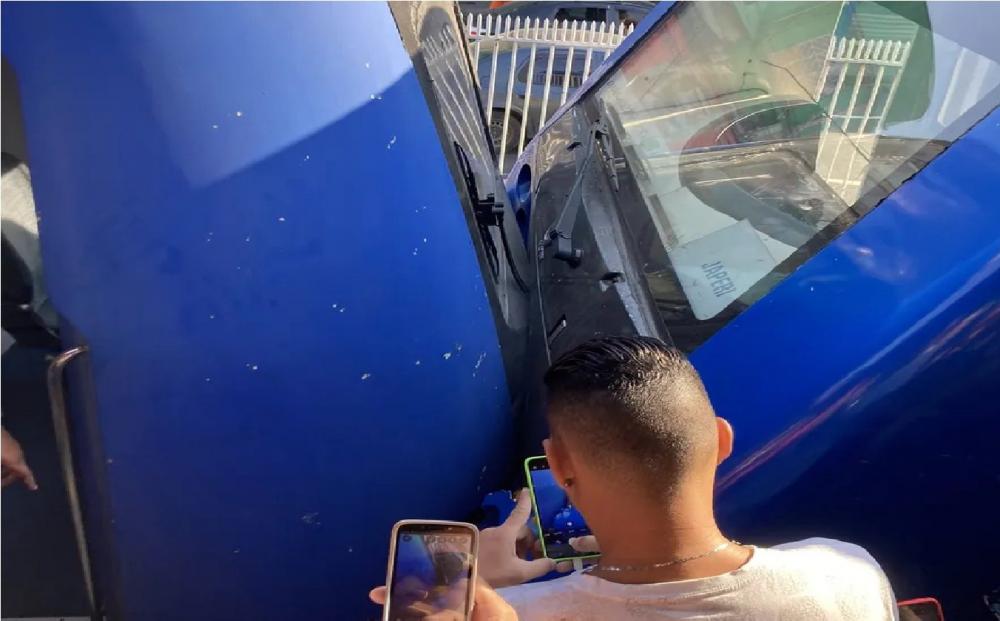 Sete passageiros ficam feridos após acidente de trem no RJ